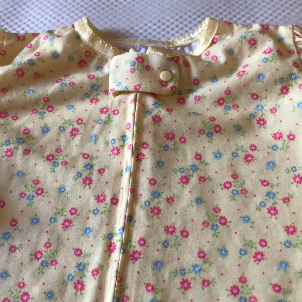 Sleeper floral infant girls sizes 24 months new Carter's polyester zipper